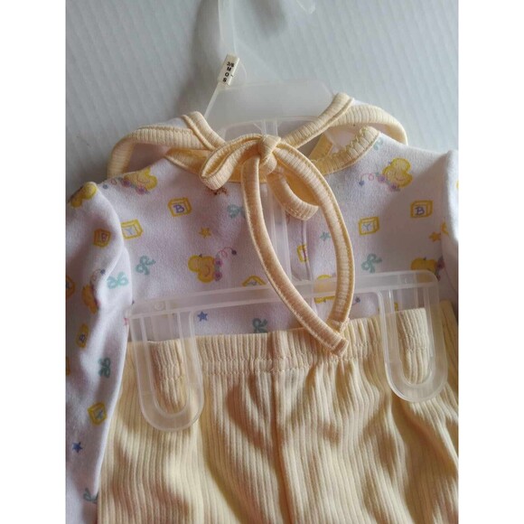 Little Lindsay, Yellow, Infant 3-6 Months Outfit, With Bib - Picture 4 of 8